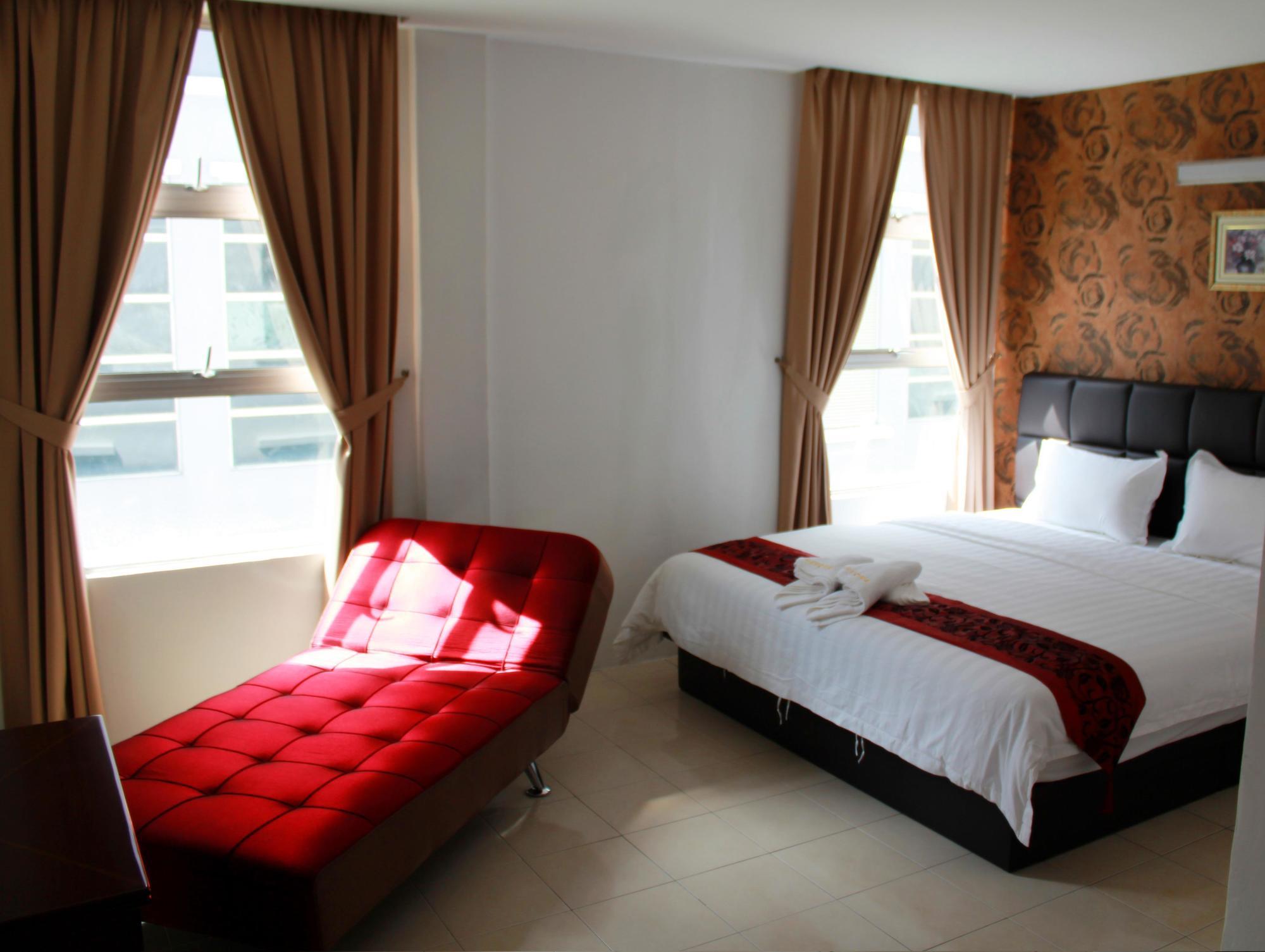 Havona Hotel - Taman Tropika Kulai Bagian luar foto