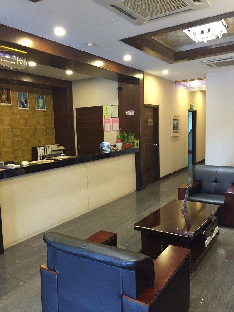 Havona Hotel - Taman Tropika Kulai Bagian luar foto