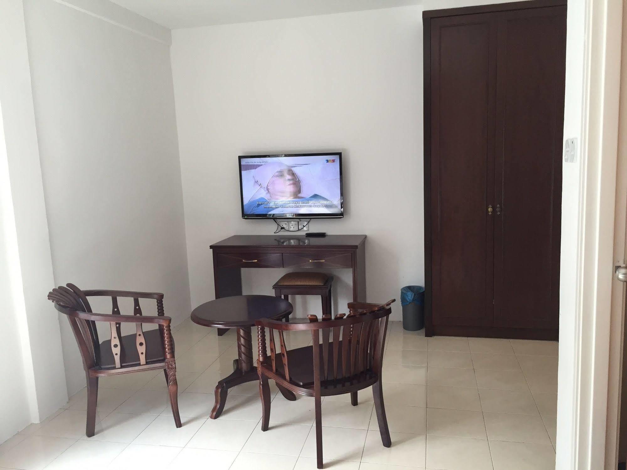 Havona Hotel - Taman Tropika Kulai Bagian luar foto