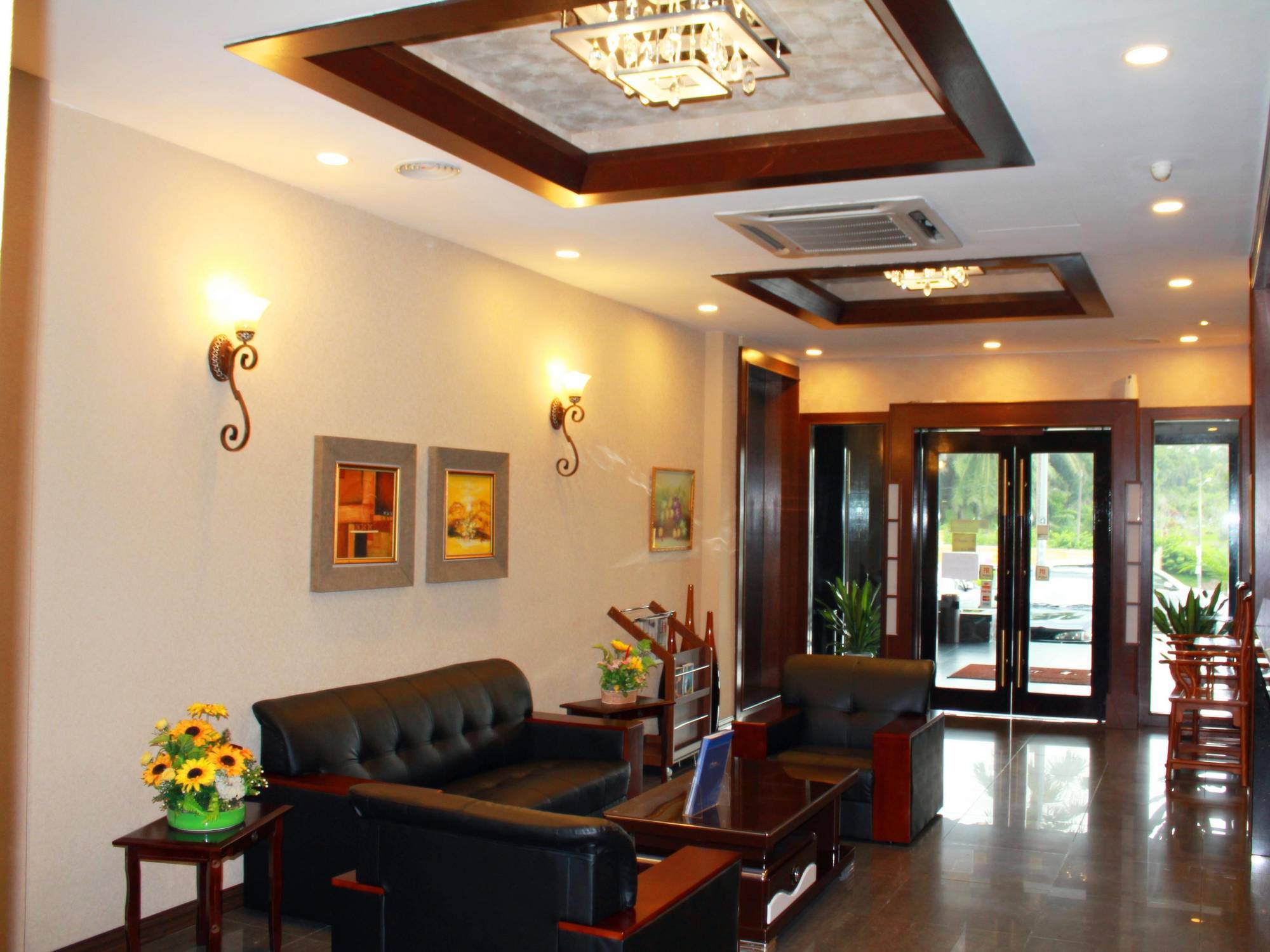 Havona Hotel - Taman Tropika Kulai Bagian luar foto